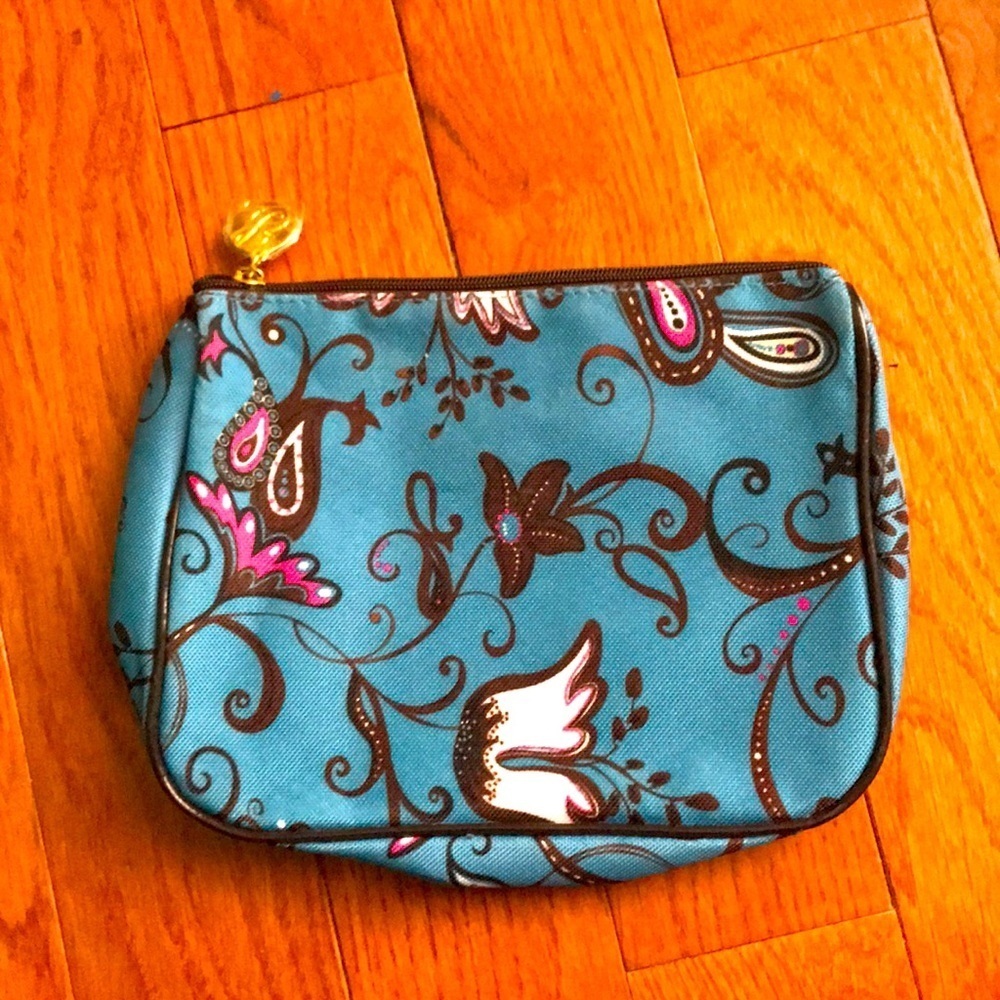 6/$20 New cosmetic bag